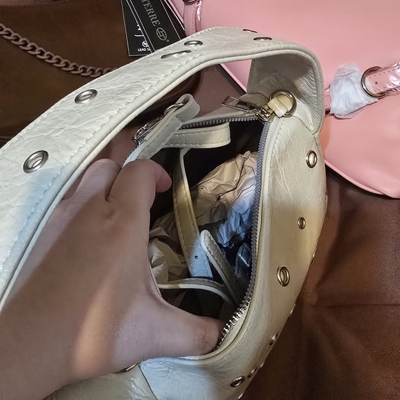 Purses Bundle - Picture 2 of 5